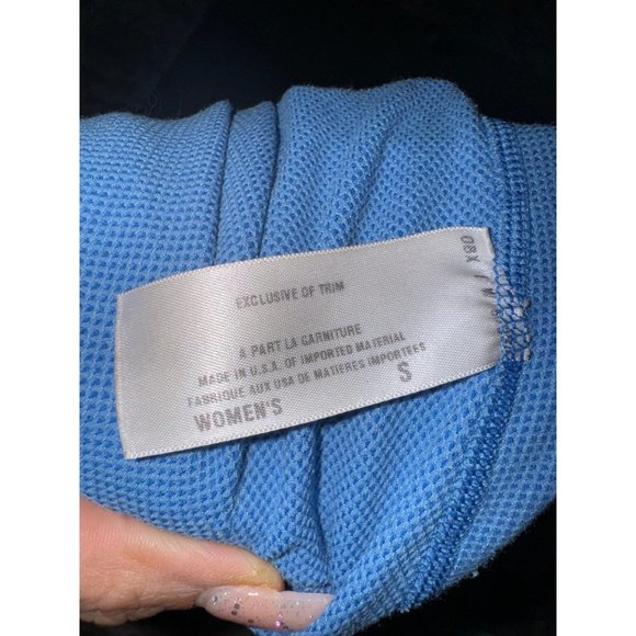 Patagonia women’s small blue thermal, long sleeve top - Picture 5 of 6